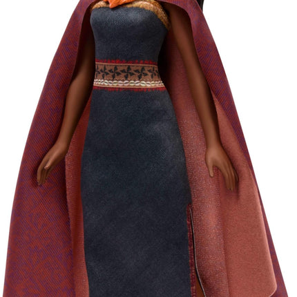 Mattel Disney Moana 2 Muñeca de Moda Matangi con 3 Accesorios, Atuendo Removible con Capa, Tocado, Hombrera y Tobillera, Inspirada en la Película