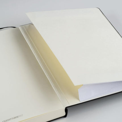 Notebook HC Medium (A5) 251p., Plain, Port Red