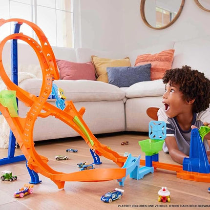 Hot Wheels Track Set with 1 Hot Wheels Car, Tall Figure-8 Track for Race & Stunting, Connects to Other Hot Wheels Tracks, Folds for Convenient Storage