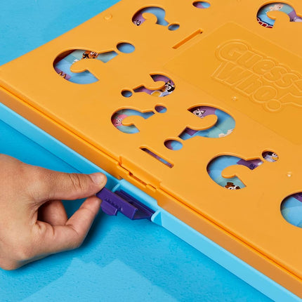 Hasbro Gaming Guess Who? Bluey Edition Game | Bluey Characters and Objects | Fun Kids Board Games for Families | 2 Players | 15 Mins | Travel Friendly | Ages 6+ - English Version