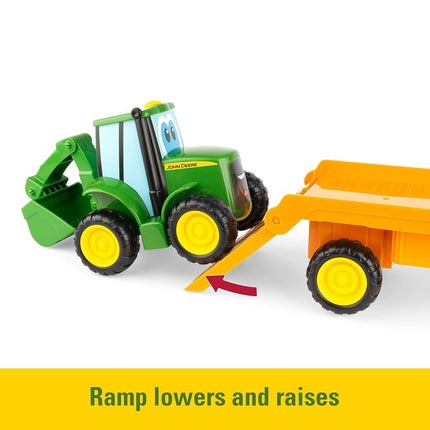 John Deere Farmin' Friends Hauling Tractor Toy Set, Farm Set for Toddlers, Push Along Toys for Children, Baby Interactive Toy, Push Along Toy Suitable for 18 Months, 2, 3 Year Old Boys and Girls