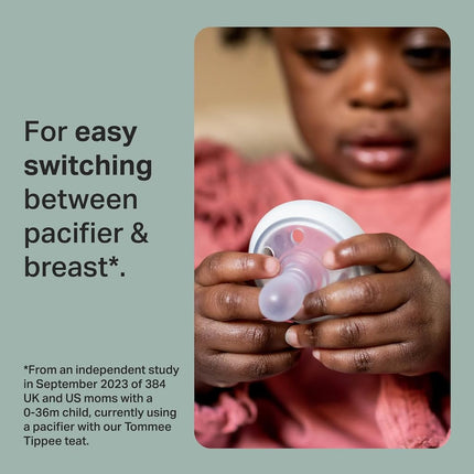 Tommee Tippee Breast-Like Soothers, 0-6m, 4 Pack, Skin-Like Feel, Silicone Breast-Shaped Teat, Air Holes for Ventilation, Orthodontic Design, BPA-Free Dummy