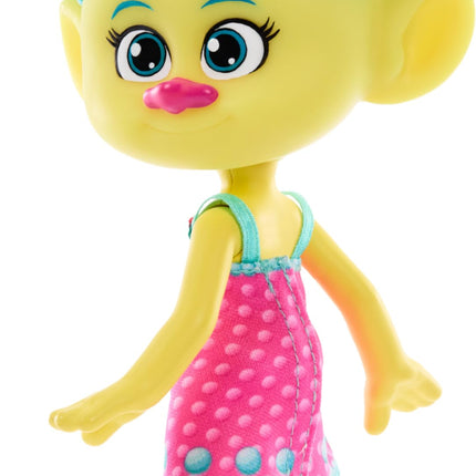 Mattel DreamWorks Trolls Band Together Trendsettin’ Fashion Doll, Smidge with Vibrant Hair & Accessory, Toys Inspired by the Movie