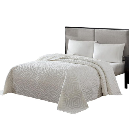 Beatrice Home Fashions Wedding Ring Chenille Bedsp