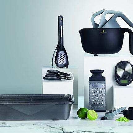 MasterClass Smart Space Nesting Magnetic Plastic / Silicone Kitchen Utensil Set, 9 x 9 x 3 cm (3.5" x 3.5" x 12") - Black (5 Pieces)