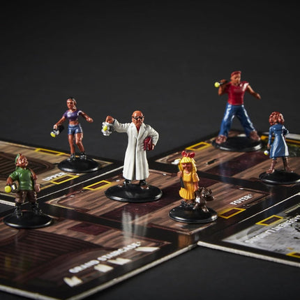 Hasbro Gaming Avalon Hill Betrayal at The House on The Hill Second Edition Cooperative Board Game, Ages 12 and Up, 3-6 Players, 50 Chilling Scenarios