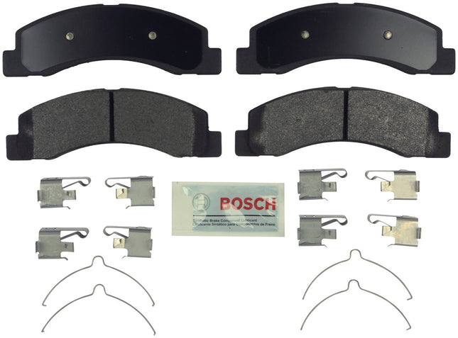 BOSCH BE824H Blue Semi-Metallic Disc Brake Pad Set