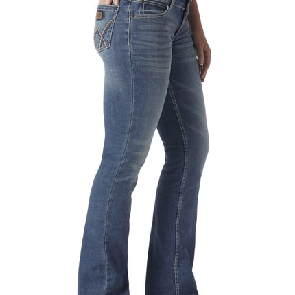 Wrangler Women's Retro Mae Mid Rise Stretch Boot Cut Jean, Deadwood, 11W x 30L