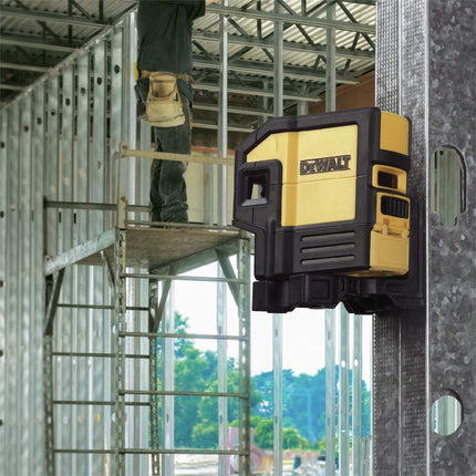 DEWALT DW0851 Self-Leveling Spot Beams & Line Laser Level