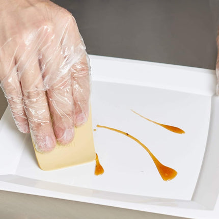 Cuña de emplatado de silicona con borde liso Mercer Culinary