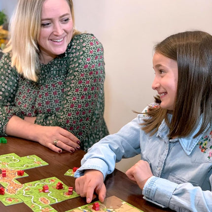 Z-Man Games | Carcassonne Board Game - Build Your Medival Landscape in this Modern Masterpiece | Simple to Learn, Deep Strategy & Endless Replayability | 2–5 Players, Ages 7+, 45 MinutesPlaytime