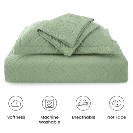 Love's cabin California King Size Quilt Bedding Set Sage Bedspread - Cal King Summer Lightweight Bedspread Comforter - Wave Pattern Coverlet for All Season - 3 Pieces (1 Quilt, 2 Pillow Shams)