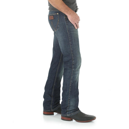 Wrangler Men's Retro Slim Fit Straight Leg Jean, Bozeman, 34W x 38L