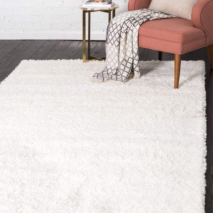 Unique Loom Solo Solid Shag Collection Area Rug- M