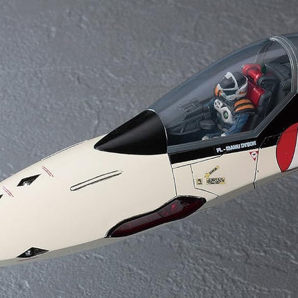 Hasegawa 1/48 YF19 Macross Plus Model Kit