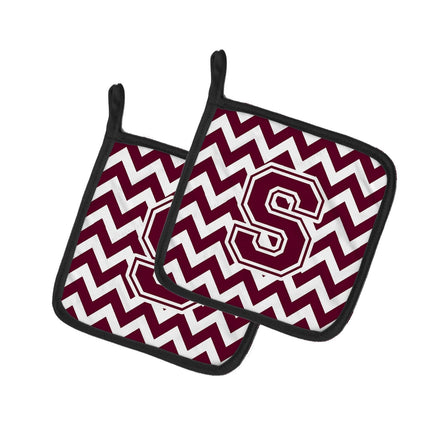 Caroline's Treasures Letter S Pair of Pot Holders 