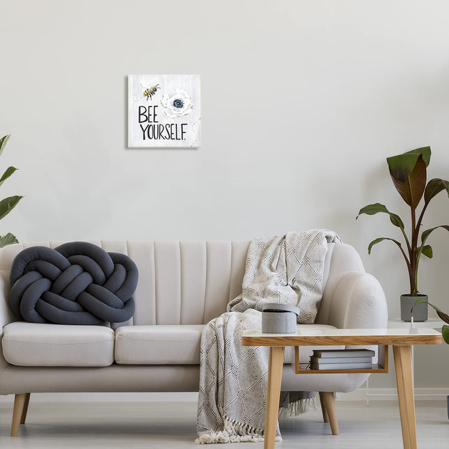 Stupell Industries Sé Tú Misma Frase Inspiradora Abeja Flor de Borlón, Diseño de Sara Baker