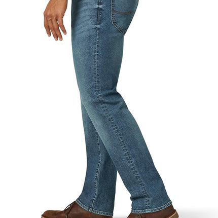 Lee Men's Performance Series Extreme Motion Regular Fit Jean, Thompson, 30W / 32L