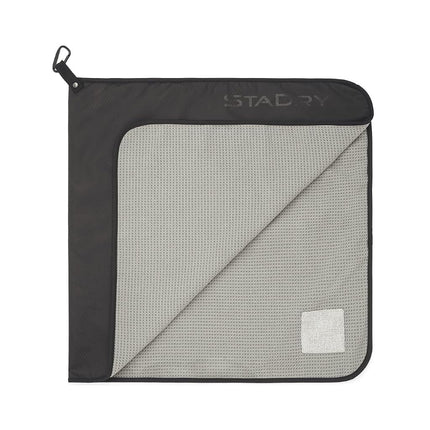 Titleist StaDry Performance Golf Towel, Black