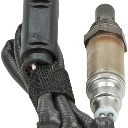 BOSCH 13475 Premium Original Equipment Oxygen Sensor - Compatible with Select BMW 540i, 740i, 740iL, 750iL, 840Ci, 850Ci, M5, Z8