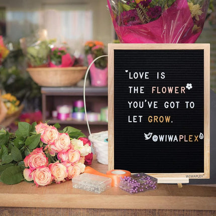 WIWAPLEX Black Felt Letter Board, Word Board Sign, 16 x 12 inch Changeable Letter Board with 730 Plastic Message Board Letters Numbers Symbols Emoji, Wooden Tripod Stand, Scissors, 3 Free Storage Bags
