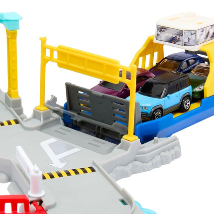 Matchbox Cars Playset Ferry Port Set - Retractable Ferry on Wheels, Cars and Kids Activated Features - Includes 1 Land Rover - HMH29