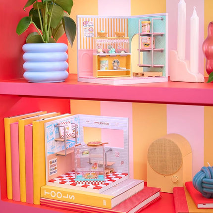 MGA's Miniverse Make It Mini Spaces Ice Cream Shop, Building Set, Customize, DIY Crafts, Rooms, Hobby, Collectors, Display, Gifts, 8+