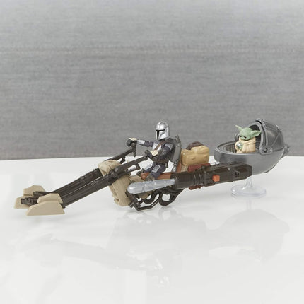 Star Wars Mission Fleet Expedition Class The Mandalorian The Child Battle for the Bounty 6-cm-Scale Figures and Vehicle, Children Aged 4 and Up