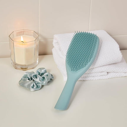 Tangle Teezer | The Large The Ultimate Detangler Hairbrush | Perfect for Long, Thick, Curly & Textured Hair | Two-Tiered Teeth for Gentle Detangling | Reduces Breakage| Ergonomic Handle | Marine Teal