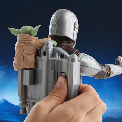 Star Wars The Mandalorian & Grogu Bounty Blaster, 28-cm Action Figure with Sound Effects & Phrases, Interactive Toys for Boys & Girls Ages 4+ - English version