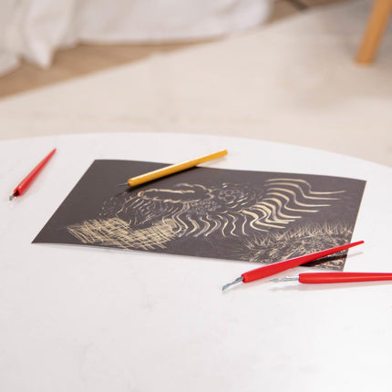 Melissa & Doug Scratch Art Scratchboard - Paquete de 50, Oro Brillante sobre Fondo Negro
