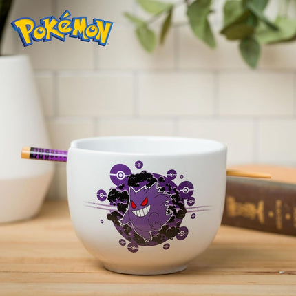 Silver Buffalo Pokémon Gengar Pokeball Tazón de cerámica para fideos ramen/arroz con palillos, apto para microondas, 20 onzas