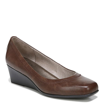 LifeStride Women's Groovy Wedge Pump, darktan, 8 W US