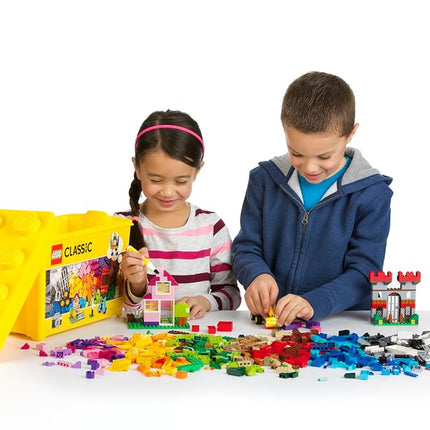 LEGO Classic Large Creative Brick Box