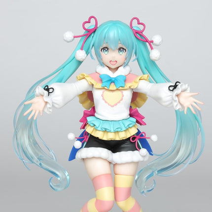 Taito Hatsune Miku Figure Winter Image Version 18cm 7 inches