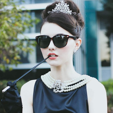 Utopiat - Audrey Hepburn Style Vintage Extendable Cigarette Holder | Recyclable | Made from Aluminium | 8 mm Diameter | 2.51 cm Circumference | Gift Idea | Inspired by Breakfast at Tiffany’s