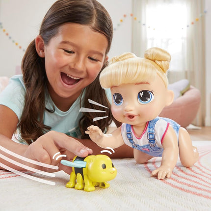Baby Alive Crawl 'n Play Harper Hugs Electronic Crawling Baby Doll Set, Blonde Hair, Kids Toys for Girls & Boys 3 Years & Up, 27 cm/10.75 inches