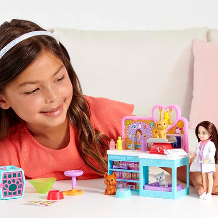 Barbie Chelsea Doll and Accessories, Pet Vet Playset with Doll, 4 Animals and 18 Pieces, HGT12