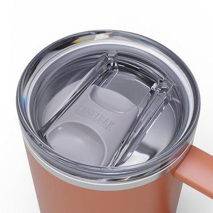 Taza CamelBak Thrive a prueba de fugas, 473 ml, acero inoxidable con aislamiento – para viajes, café, té, bebidas calientes – a prueba de derrames – compatible con portavasos, color rojo Sierra