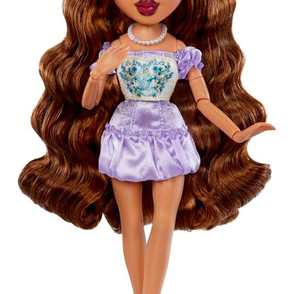 Bratz Goin' Out! Doll - Yasmin - 1 Collectible Fashion Doll with Accessories, Comes With an Outfit, a Purse, a Pair of Sunglasses, and a Brush - Kids Toy - Great for Ages 6 and Older