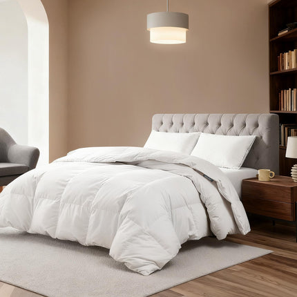 Hotel Suite Luxurious Feather and Down Comforter D