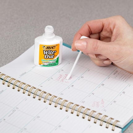 Bic Wite Out Líquido Corrector Cobertura Extra - 51443 .7 fl oz. Cada uno (2 por paquete)
