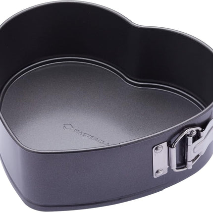 MasterClass 22.5 cm Heart Shaped Cake Tin with Loo