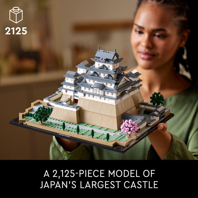 Set de construcción LEGO Architecture Colección Grandes Monumentos: Castillo Himeji 21060, construye y exhibe este modelo coleccionable para adultos, un divertido regalo para los amantes de Japón, los edificios japoneses famosos, la historia y los viajes.