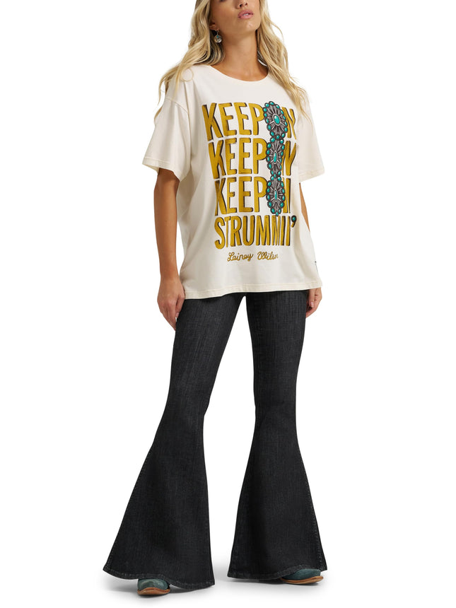 Wrangler Lainey Wilson Keep On Keep On Tee Shirt, Keep on Strummin', L