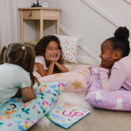 Wildkin Tumbona de suelo para niños – Ligera y fácil de transportar, ideal para pijamadas y siestas, almohada no incluida – Estrellas rosas y doradas