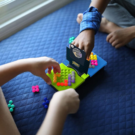 Learning Resources Kanoodle Head-to-Head Two-Player Puzzle Game Ages 7+