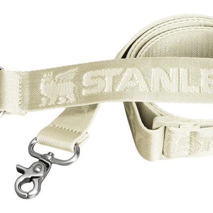 STANLEY All Day Quencher Carry All para vaso de 30 oz con asa | Bandolera con bolsillo para teléfono, tarjetero y correa desmontable | Bolsa de transporte para botella de agua | Sin BPA | Cuarzo rosa