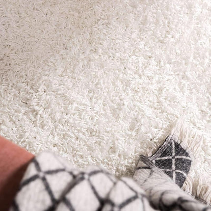 Unique Loom Solo Solid Shag Collection Area Rug- Modern Plush Rug Lush & Soft (6' 0 x 9' 0 Rectangular, Snow White)