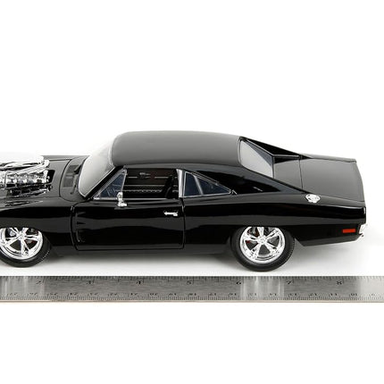 Jada JA30737 1:24 1970 Dodge Charger R/T with Dominic Toretto Figure